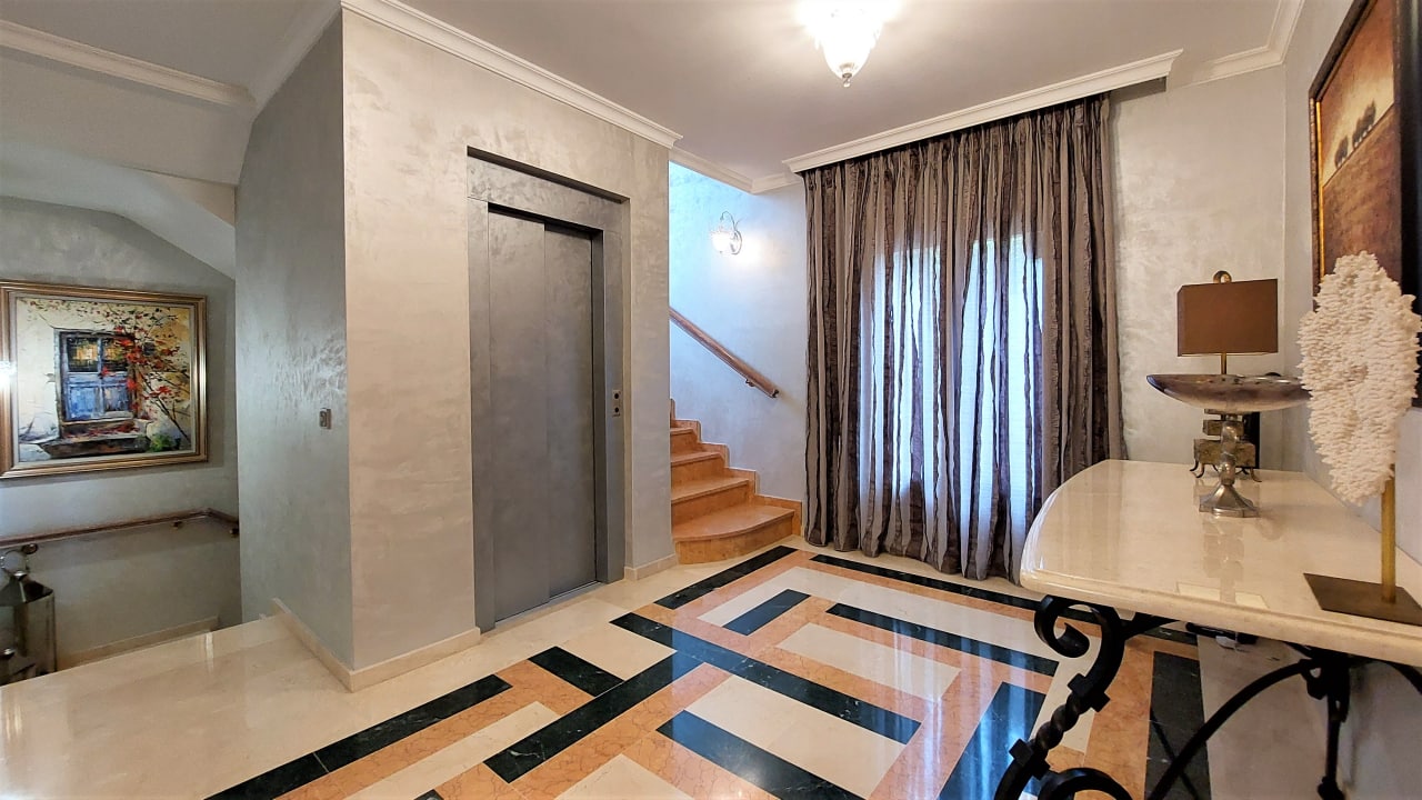 Exclusive Luxurious Villa for ST in Bahía de Marbella