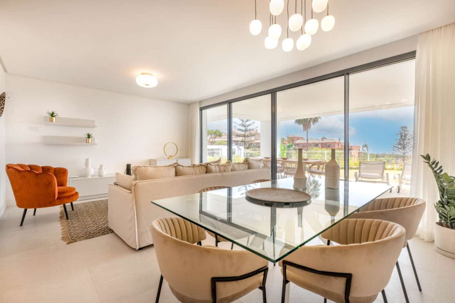 Apartmán v prodeji in Elviria-Cabopino (Marbella)