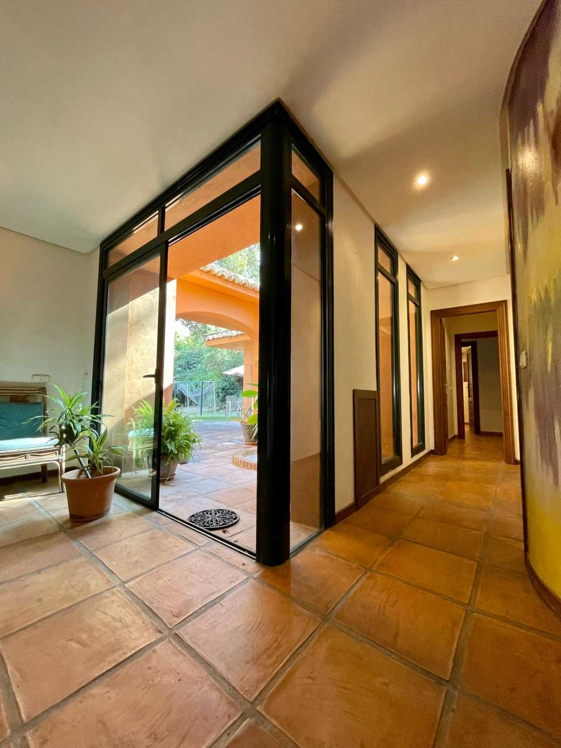 Villa for sale in Sitio de Calahonda
