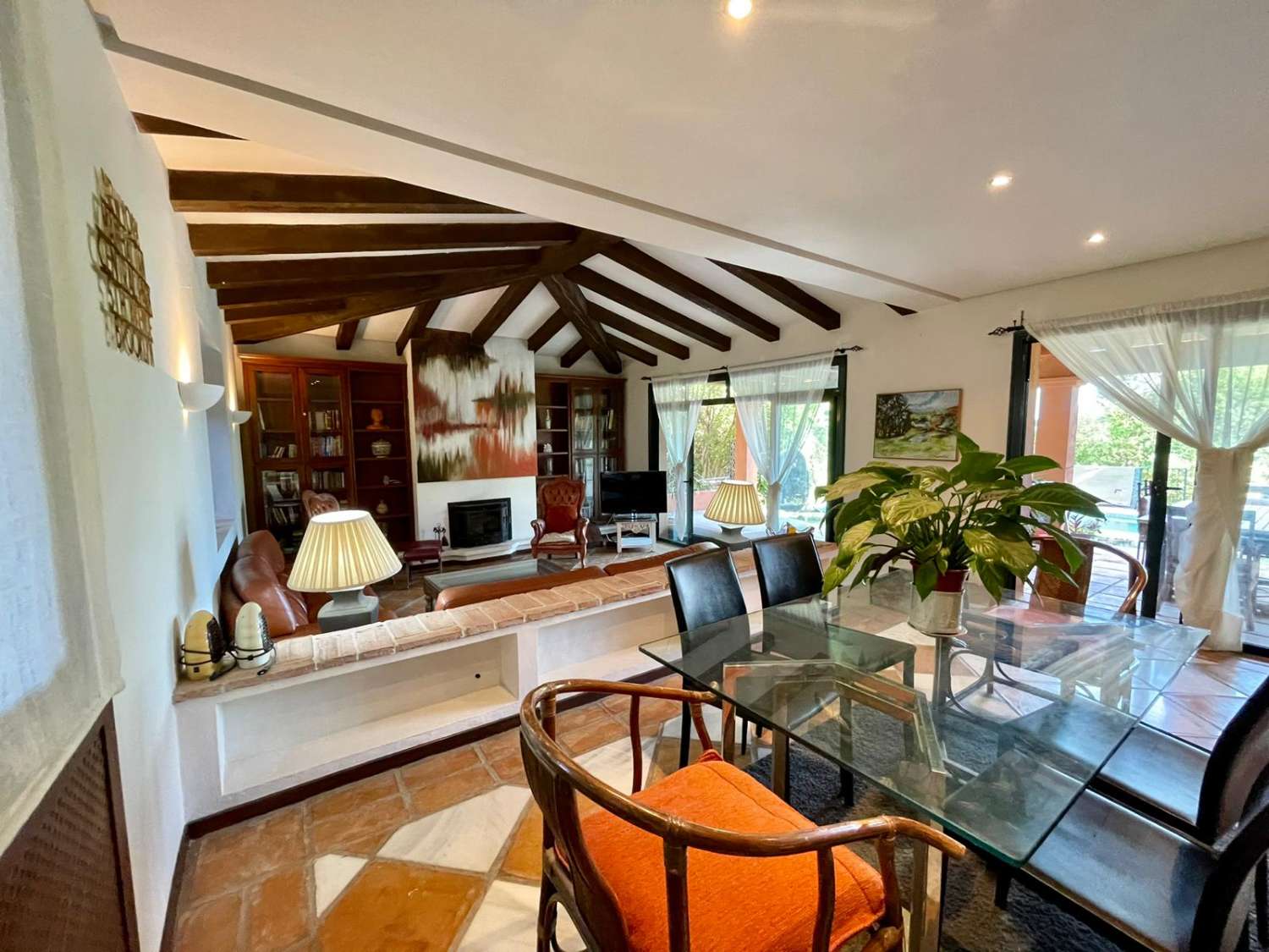 Villa for sale in Sitio de Calahonda